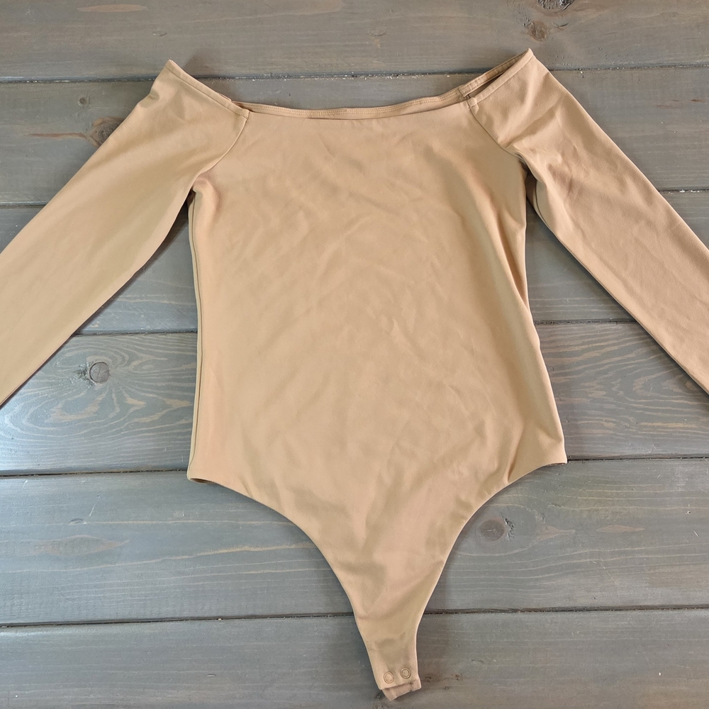 Nuuds Long Sleeve Bodysuit Nude Beige Women’s Medium Stretch Snap Bottom